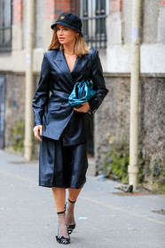 black hat, black leather jacket, black leather bermuda shorts, black shoes, black socks, sheer socks, striped socks, striped shoes, fur shoes, zebra printed shoes, isabel marant shoes, blue clutch, glitter clutch, lurex clutch, bottega veneta bag, fashion week, frenchystyle, FW, jonathan paciullo, street style, PFW, PARIS, vertical, full length