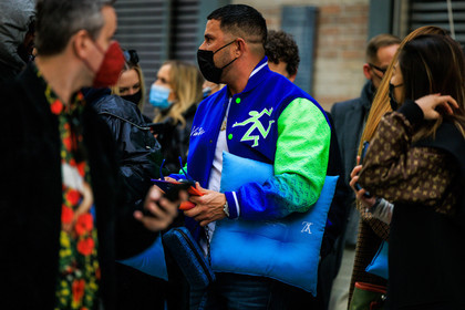 menswear, fashion week, frenchystyle, FW, jonathan paciullo, street style, PFW, PARIS, FALL WINTER 2022-2023, AUTUMN WINTER 2022-2023, FW 22-23, atmosphere details, detail, horizontal