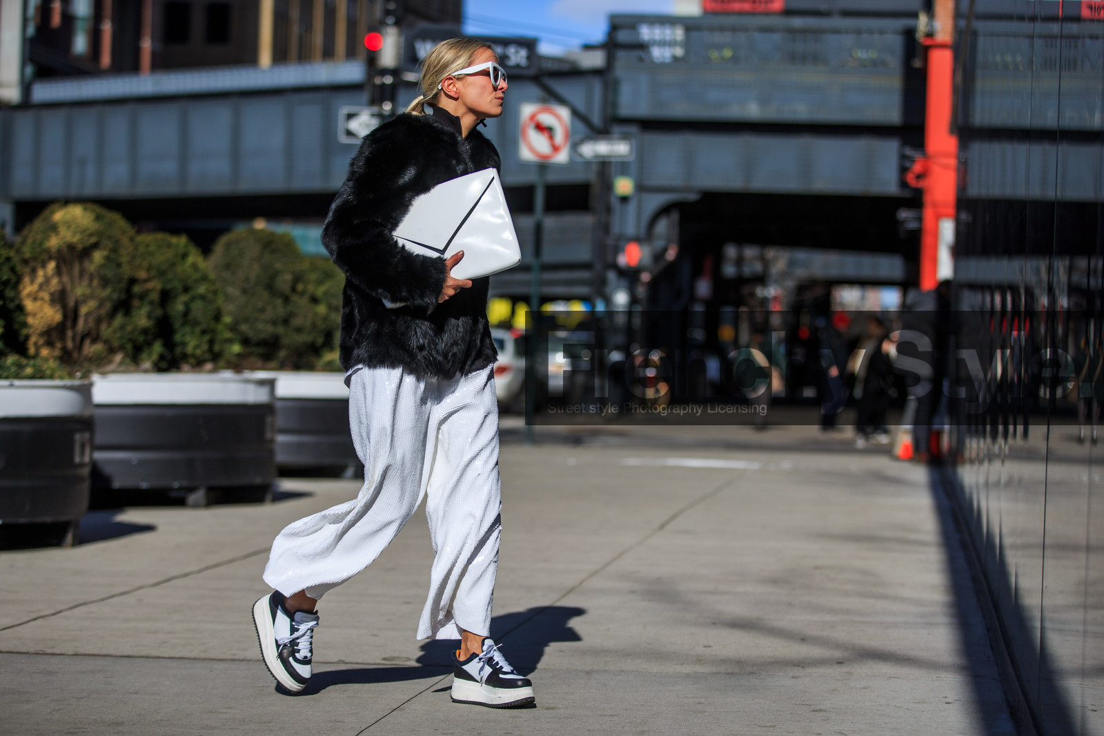 atmosphere details, AUTUMN WINTER 2016-2017, AW 16-17, black and white wedges, black fur, black jacket, black sneakers, celine aagaard, céline, embroidered pants, fashion week, frenchystyle, full length, fur jacket, FW, FW 16-17, horizontal, jonathan paciullo, leather bag, leather clutch, leather sneakers, NEW YORK, NYFW, sequined, sequined pants, shiny, street style, white bag, white clutch, white pants, woman
