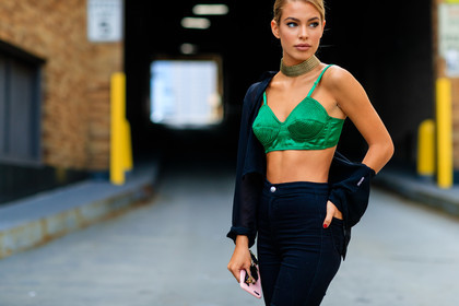 atmosphere details, black denim, black shirt, bra, denim pants, detail, fashion week, frenchystyle, FW, horizontal, jeans, jonathan paciullo, leather shoes, necklace, NEW YORK, NYFW, shiny heels, shiny shoes, SPRING SUMMER 2017, SS 17, street style, trousers, woman