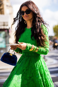 bag, black sunglasses, blue bag, bracelets, color, dress, Fajer Fahad, fendi bag, fluffly bag, fluo green, gold bracelet, green dress, lace dress, sunglasses, fashion week, frenchystyle, FW, jonathan paciullo, street style, PFW, PARIS, SPRING SUMMER 2022, SS 22, vertical, atmosphere details