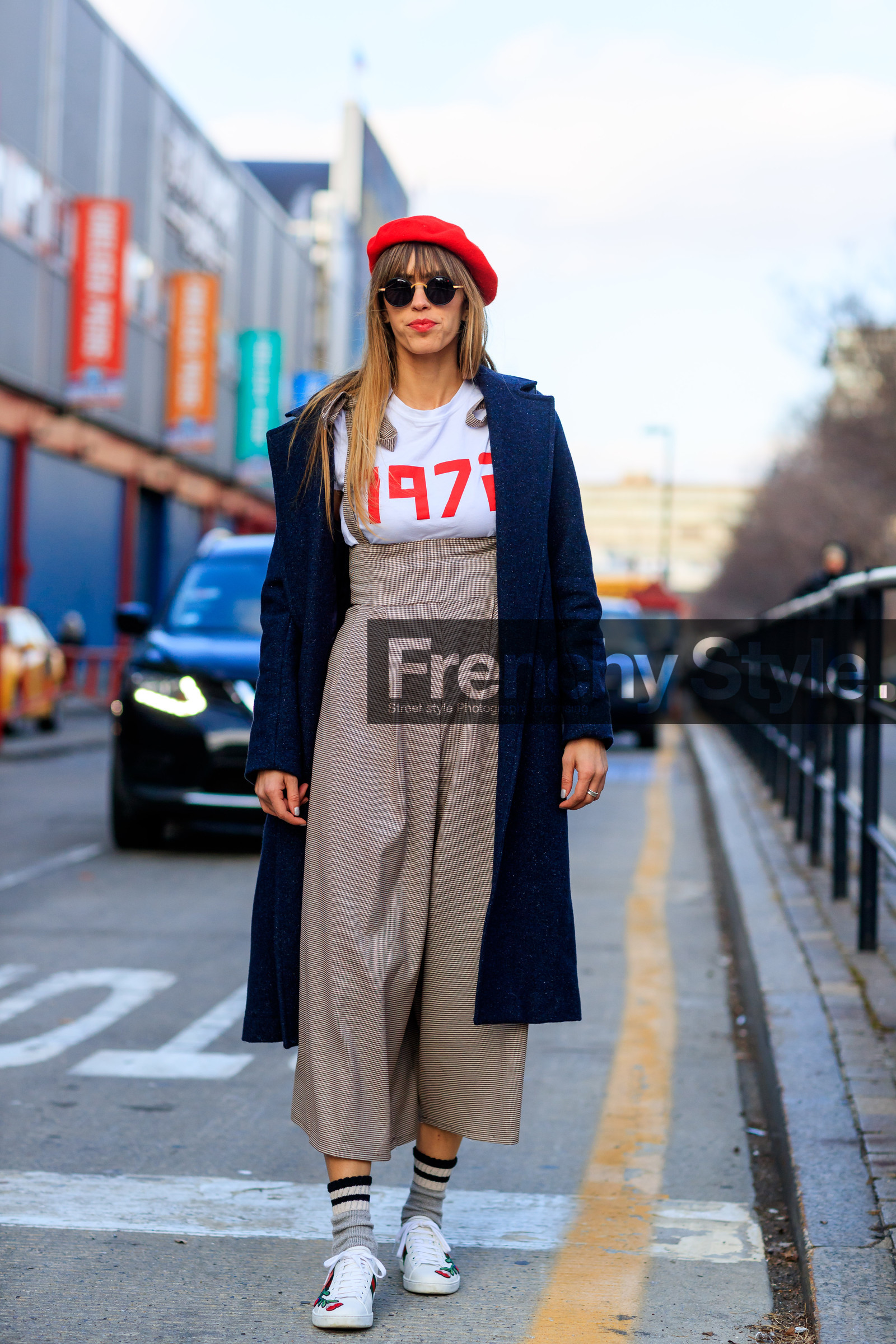 beige pants, beret, blue jacket, gucci, high waist, leather shoes, printed shoes, printed t shirt, red hat, sunglasses, white sneakers, white t shirt, street style, jonathan paciullo, FW, frenchystyle, fashion week, NYFW, NEW YORK, AUTUMN WINTER 2018-2019, AW 18-19, FALL WINTER 2018-2019, FW 18-19, vertical, full length