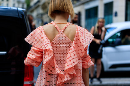 checked, pink top, plaid, ruffles, PFW, fashion week, frenchystyle, FW, jonathan paciullo, street style, PARIS, horizontal, atmosphere details, detail, AUTUMN WINTER 2018-2019, FALL WINTER 2018-2019, FW 18-19, vika gazinskaya
