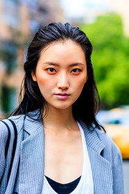 atmosphere details, detail, fashion week, frenchystyle, FW, grey jacket, jonathan paciullo, model, NEW YORK, NYFW, pulled back hair, SPRING SUMMER 2018, SS 18, street style, striped jacket, stripes, vertical, white sneakers