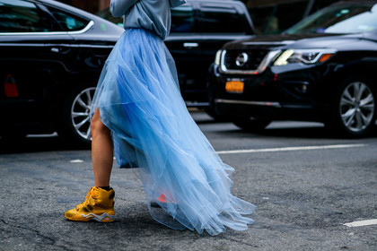 blue skirt, blue sweater, Charlotte Groeneveld, hoodie, leather shoes, yellow shoes, frenchystyle, jonathan paciullo, street style, NYFW, NEW YORK, AUTUMN WINTER 2019-2020, AW 19-20, FALL WINTER 2019-2020, FW 19-20, fashion week, FW, atmosphere details, horizontal, detail