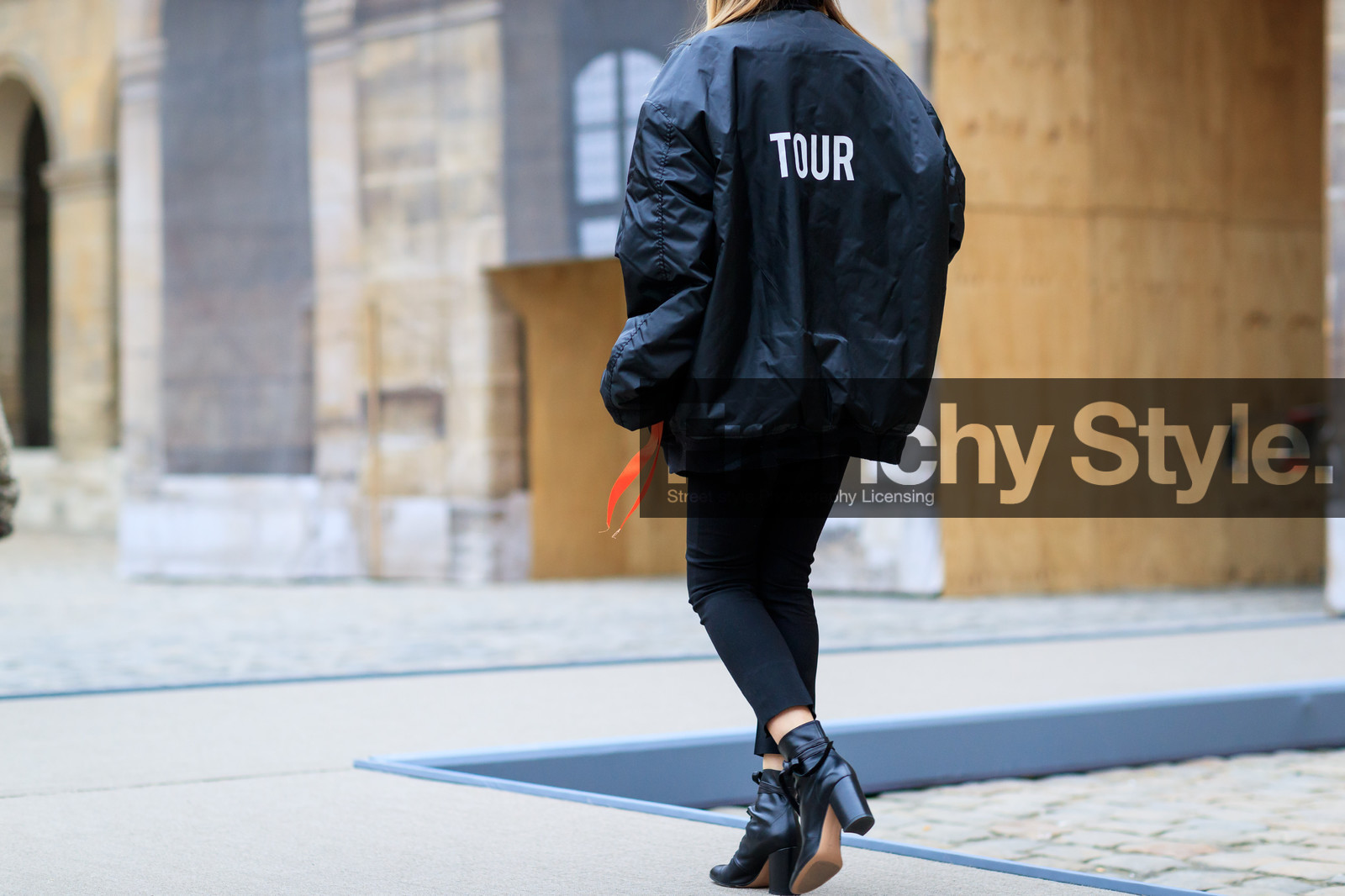 black boots, black denim, black jacket, black shoes, bomber jacket, denim pants, high heels, jeans, leather shoes, printed jacket, trousers, fashion week, frenchystyle, FW, jonathan paciullo, street style, PFW, PARIS, SPRING SUMMER 2017, SS 17, HAUTE COUTURE, atmosphere details, detail, horizontal, ekatrina mukina