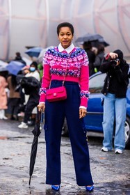 bag, blue heels, blue pants, chanel, color, flare pants, fluo pink bag, heels, knitwear, pants, pink bag, pink knitwear, quilted bag, shirt, short hair, Tamu McPherson, fashion week, frenchystyle, FW, jonathan paciullo, street style, PFW, PARIS, SPRING SUMMER 2022, SS 22, vertical, full length