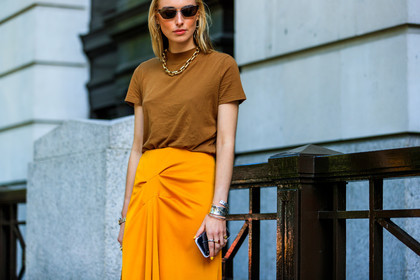 brown t shirt, flora macdonald johnston, necklace, orange skirt, sunglasses, fashion week, frenchystyle, FW, jonathan paciullo, street style, LFW, LONDON, SPRING SUMMER 2019, SS 19, atmosphere details, horizontal, detail