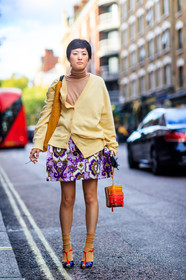 blue shoes, brown socks, fashion week, frenchystyle, full length, FW, graphic bag, graphic shoes, high heels, jonathan paciullo, leather bag, leather shoes, LFW, LONDON, orange bag, printed skirt, purple skirt, red bag, SPRING SUMMER 2018, SS 18, street style, vertical, yellow bag, yellow sweater