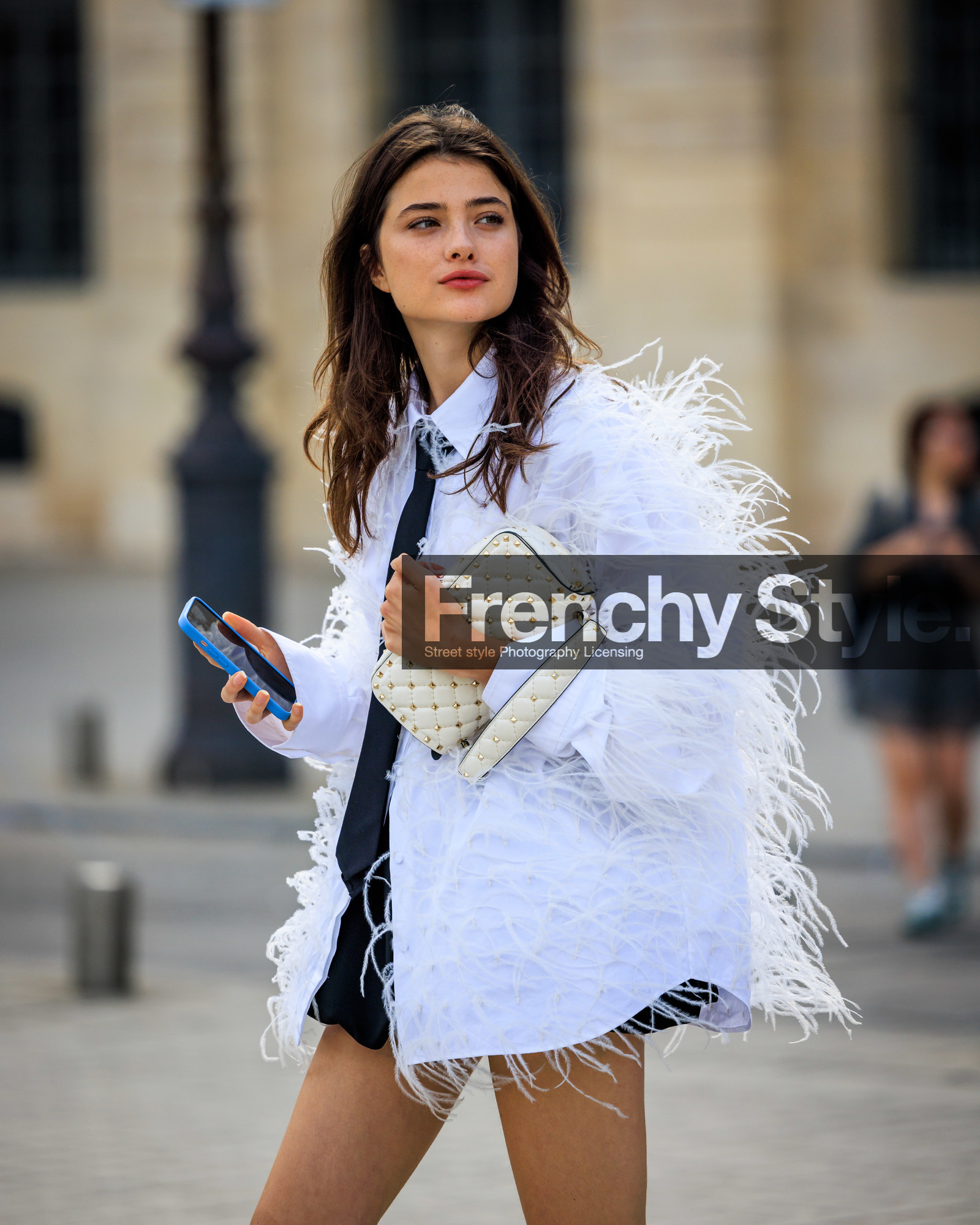 fashion week, frenchystyle, FW, jonathan paciullo, street style, PFW, PARIS, FW 23-24, FALL WINTER 2023-2024, AUTUMN WINTER 2023-2024, HAUTE COUTURE, vertical, atmosphere details, detail