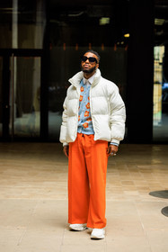puffed jacket, white jacket, winter jacket, black sunglasses, knitted cardigan, flowered cardigan, blue cardigan, orange pants, white sneakers, silver earrings, fashion week, frenchystyle, FW, jonathan paciullo, street style, AUTUMN WINTER 2022-2023, FALL WINTER 2022_2023, FW 22-23, PFW, PARIS, vertical, full length