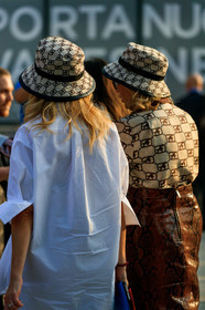 back details, monogrammed hat, beige hat, beige shirt, monogrammed shirt, white shirt, brown leather skirt, animal skin skirt, alberta ferretti hat, alberta ferretti shirt, fashion week, frenchystyle, FW, jonathan paciullo, street style, MFW, MILAN, SPRING SUMMER 2020, SS 20