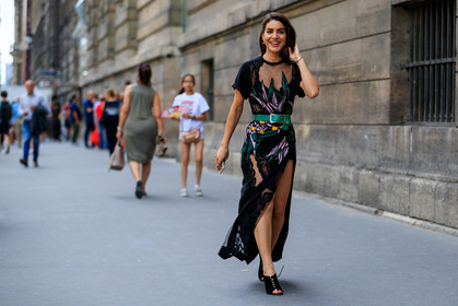 black dress, black shoes, embroideries, floral, flowers, graphic dress, green belt, high heels, leather shoes, printed dress, see through, PFW, fashion week, frenchystyle, FW, jonathan paciullo, street style, PARIS, horizontal, atmosphere details, full length, AUTUMN WINTER 2018-2019, FALL WINTER 2018-2019, FW 18-19, camila coelho