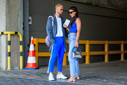 alice & j.s, atmosphere details, blue scarf, fashion week, frenchystyle, full length, FW, horizontal, jonathan paciullo, leather shoes, MENSWEAR, orange sandals, orange skirt, PARIS, PFW, SPRING SUMMER 2018, SS 18, straw bag, street style, white shirt