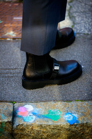 valentino shoes, black leather boots, close up detail, shoes detail, flat boots, chelsea boots, street style, jonathan paciullo, FW, frenchystyle, fashion week, MFW, MILAN, SPRING SUMMER 2021, SS 21, vertical, detail