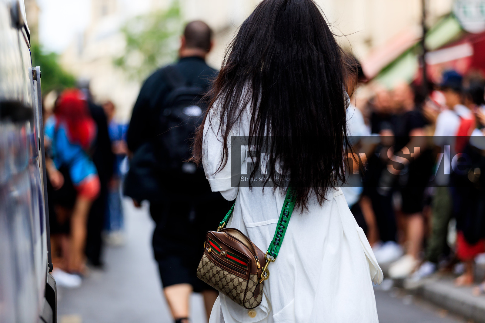 atmosphere details, back detail, detail, fashion week, frenchystyle, FW, graphic bag, gucci, horizontal, jonathan paciullo, leather bag, MENSWEAR, monogram, off white, PARIS, PFW, printed bag, SPRING SUMMER 2018, SS 18, street style, white dress