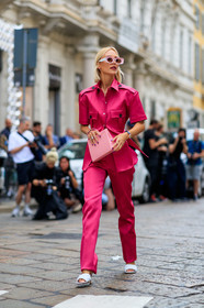 viktoria rader, pink total look, pink pants, pink shirt, satin pants, satin shirt, pink sunglasses, loewe sunglasses, short sleeves shirt, medea bag, light pink bag, pink leather bag, cartier bracelet, cartier clou bracelet, cartier clou ring, cartier ring, multi bracelet, multi rings, golden bracelet, golden rings, diamond ring, bottega veneta shoes, white leather slippers, fashion week, frenchystyle, FW, jonathan paciullo, street style, MFW, MILAN, SPRING SUMMER 2020, SS 20
