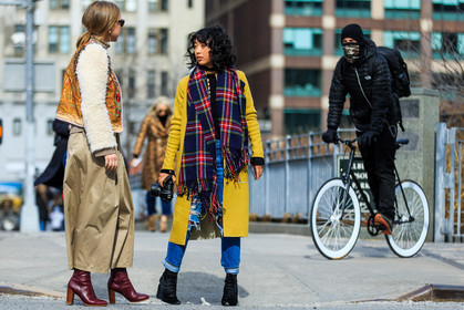 atmosphere details, AUTUMN WINTER 2016-2017, AW 16-17, beige pants, black boots, blue denim, blue scarf, bordeaux, checked scarf, denim pants, embroidered vest, FALL WINTER 2016-2017, fashion week, frenchystyle, full length, FW, FW 16-17, group of people, horizontal, jeans, jonathan paciullo, leather boots, margaret, NEW YORK, NYFW, plaid, red boots, ripped pants, street style, striped scarf, stripes, tartan, trousers, vest, wide pants, woman, yellow coat, zhang