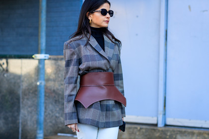 black turtleneck, brown belt, checked, checked jacket, graphic jacket, grey jacket, leather belt, loewe, plaid, printed jacket, sunglasses, tartan, trousers, white pant, street style, jonathan paciullo, FW, frenchystyle, fashion week, NYFW, NEW YORK, AUTUMN WINTER 2018-2019, AW 18-19, FALL WINTER 2018-2019, FW 18-19, atmosphere details, horizontal, detail, Lainy Hedaya