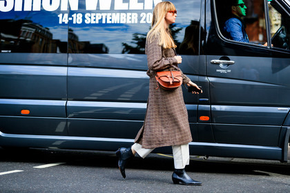 black shoes, brown coat, camel bag, checked, graphic jacket, leather bag, leather shoes, loewe, plaid, printed jacket, sunglasses, trousers, fashion week, frenchystyle, FW, jonathan paciullo, street style, LFW, LONDON, SPRING SUMMER 2019, SS 19, atmosphere details, horizontal, full length