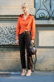 brown bag, brown denim, denim pants, earrings, high heels, jeans, leather bag, leather shoes, linda tol, orange shirt, the row, trousers, white shoes, fashion week, frenchystyle, FW, jonathan paciullo, street style, MFW, MILAN, SPRING SUMMER 2019, SS 19, vertical, full length