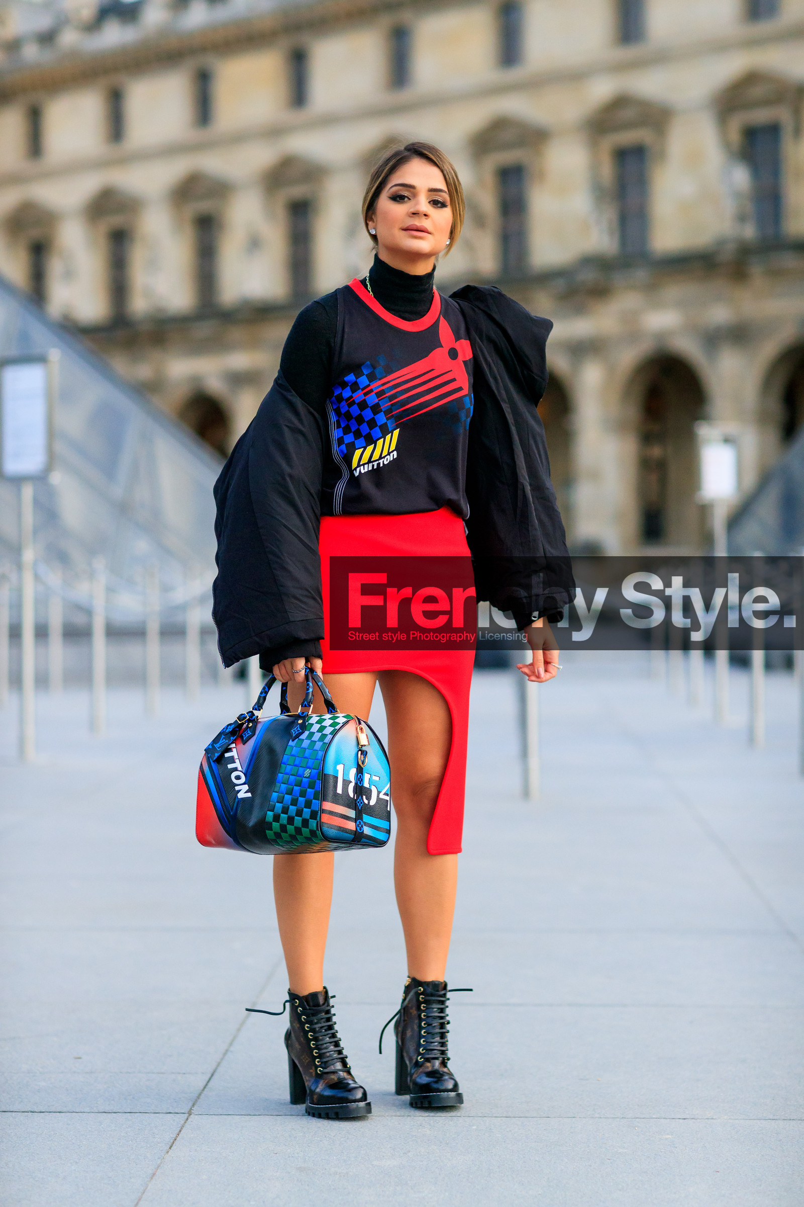 AUTUMN WINTER 2017-2018, AW 17-18, black jacket, black shoes, black top, FALL WINTER 2017-2018, fashion week, frenchystyle, full length, FW, FW 17-18, graphic bag, jonathan paciullo, leather bag, leather shoes, louis vuitton, multicolor bag, off the shoulder, PARIS, PFW, printed bag, printed top, red skirt, street style, thassia naves, vertical