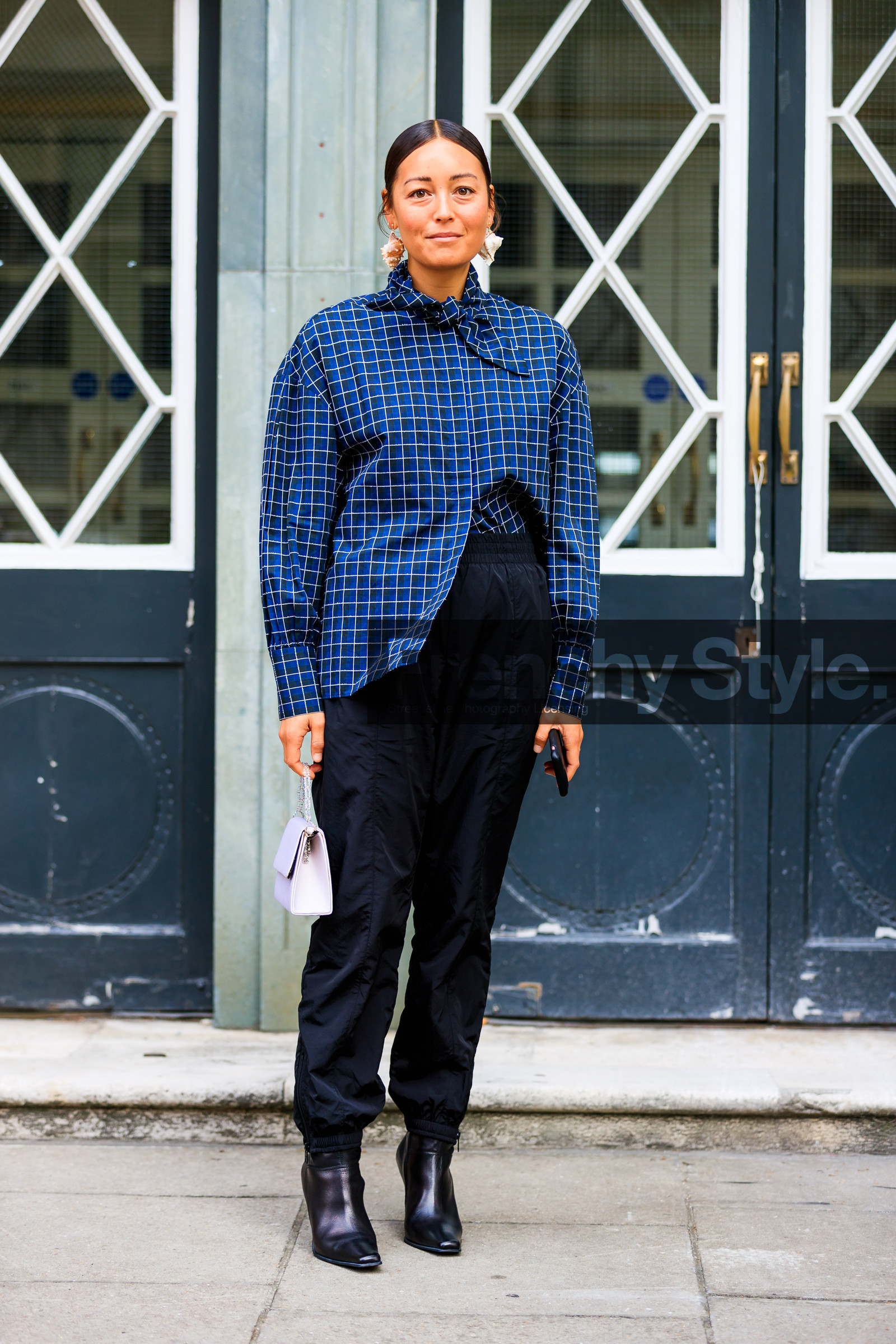 black pants, black shoes, blue shirt, checked, earrings, graphic shirt, high heels, leather bag, leather shoes, plaid, printed shirt, rachael wang, sweatpants, trousers, tucked in, white bag, fashion week, frenchystyle, FW, jonathan paciullo, street style, LFW, LONDON, SPRING SUMMER 2019, SS 19, vertical, full length