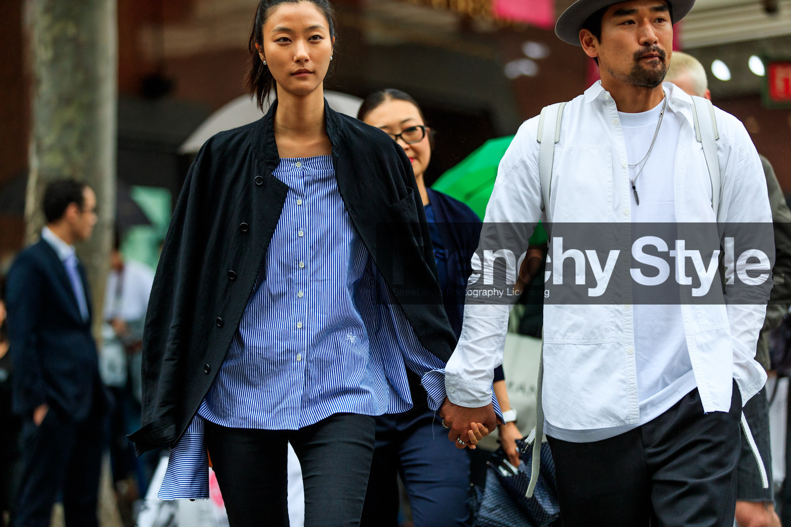 atmosphere details, AUTUMN WINTER 2016-2017, AW 16-17, black denim, black jacket, black pants, blue shirt, denim pants, detail, FALL WINTER 2016-2017, fashion week, frenchystyle, FW, FW 16-17, HAUTE COUTURE, horizontal, jeans, jonathan paciullo, men shirt, MENSWEAR, model, over the shoulder, PARIS, PFW, street style, striped shirt, trousers, white shirt, white t shirt