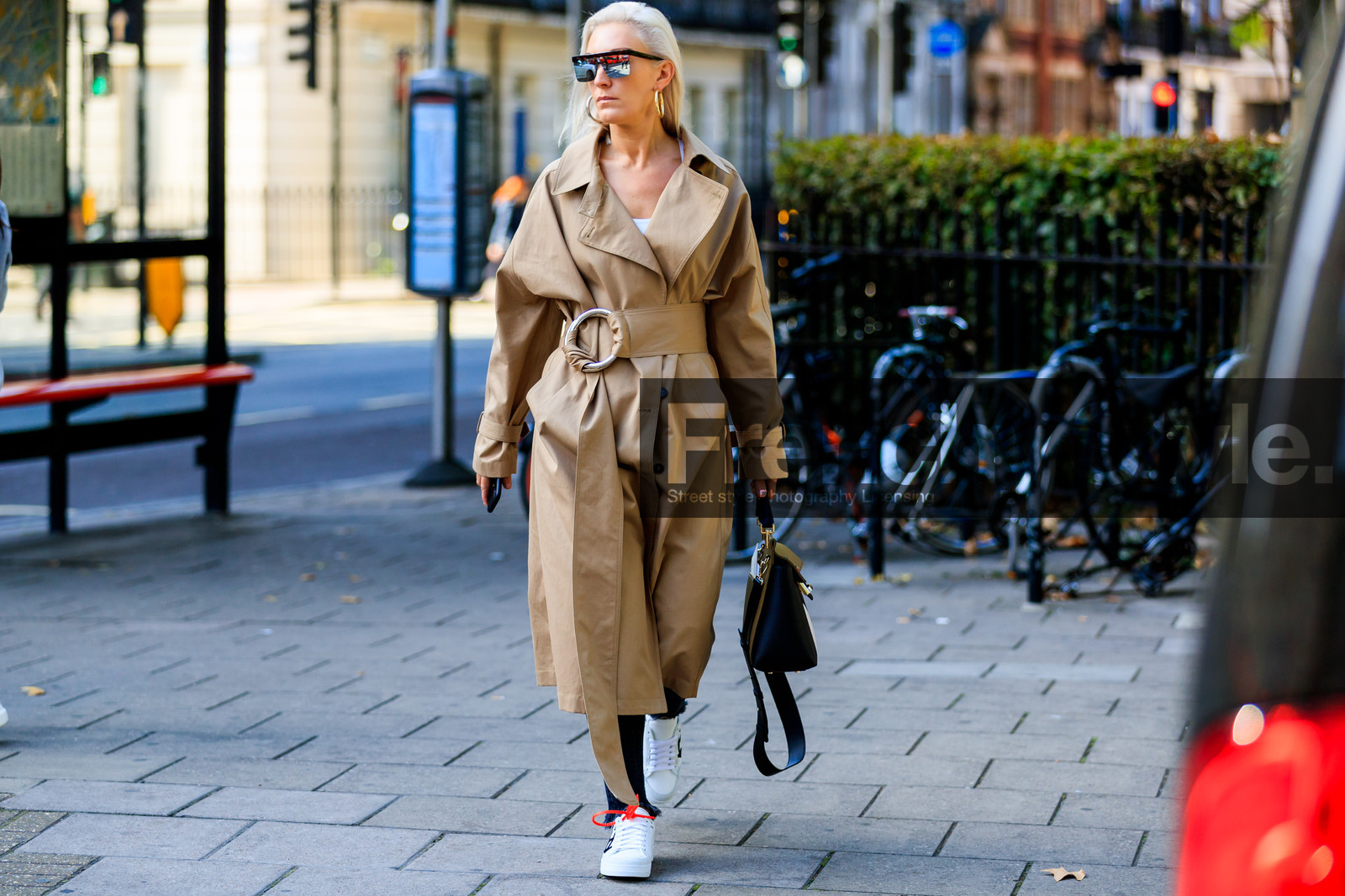beige coat, black bag, earrings, leather bag, leather shoes, sunglasses, trench coat, white sneakers, fashion week, frenchystyle, FW, jonathan paciullo, street style, LFW, LONDON, SPRING SUMMER 2019, SS 19, atmosphere details, horizontal, full length