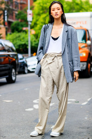 beige pants, fashion week, frenchystyle, full length, FW, grey jacket, jonathan paciullo, model, NEW YORK, NYFW, pulled back hair, SPRING SUMMER 2018, SS 18, street style, striped jacket, stripes, trousers, vertical, white sneakers, wide pants