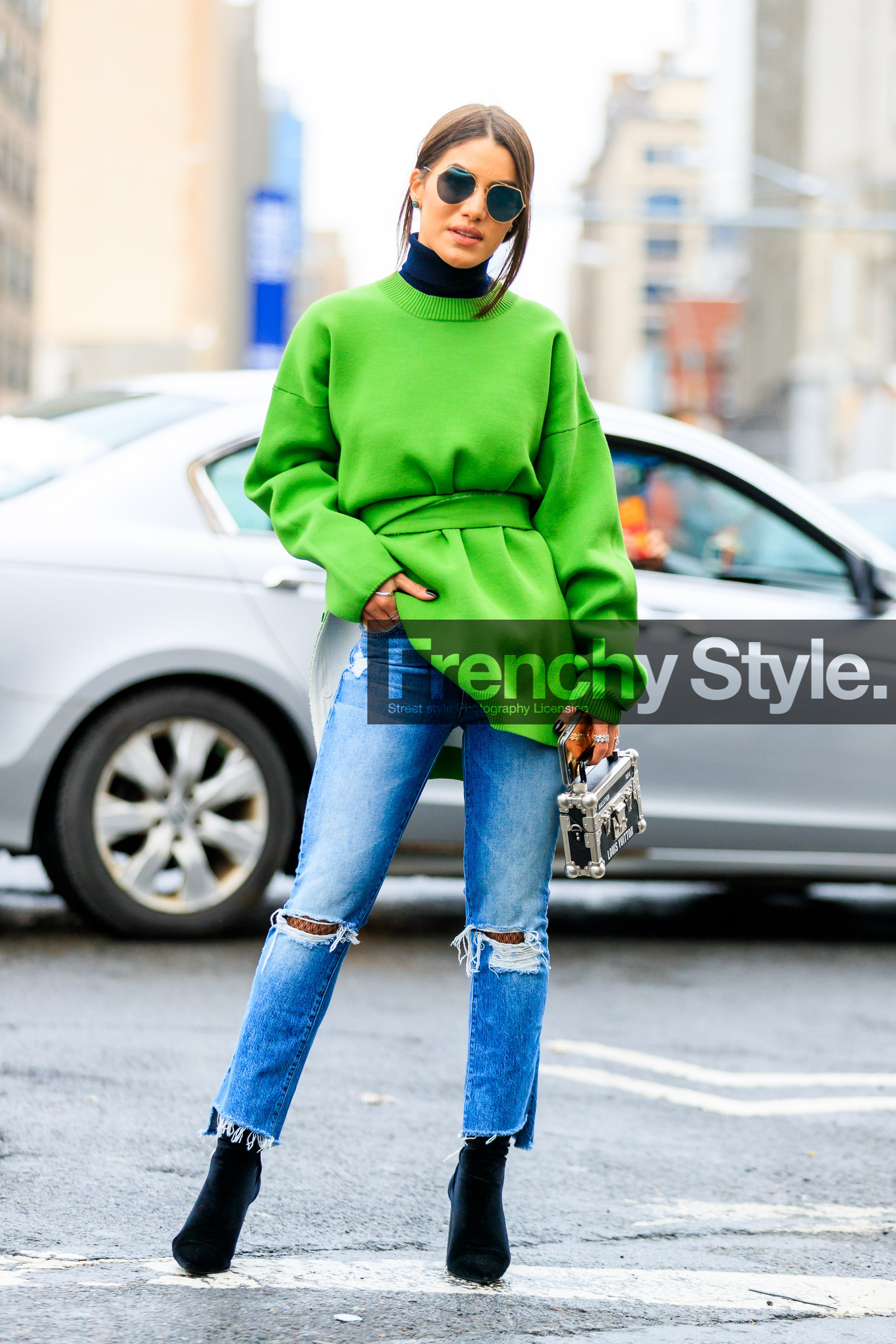 AUTUMN WINTER 2017-2018, AW 17-18, black boots, blue denim, camila coelho, denim pants, FALL WINTER 2017-2018, fashion week, frenchystyle, full length, FW, FW 17-18, green boots, green sweater, high heels, jeans, jonathan paciullo, leather bag, leather boots, louis vuitton, NEW YORK, NYFW, ripped pants, street style, sunglasses, trousers, turtleneck sweater, velvet, vertical