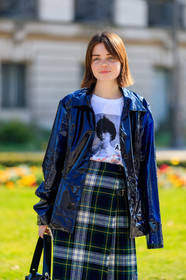 black bag, black jacket, checked, graphic skirt, green skirt, leather bag, leather jacket, molly and reese blustein, plaid, printed skirt, printed t shirt, tartan, white t shirt, PARIS, PFW, street style, jonathan paciullo, FW, frenchystyle, fashion week, AUTUMN WINTER 2019-2020, AW 19-20, FALL WINTER 2019-2020, FW 19-20, vertical, atmosphere details, detail