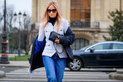 black bag, black jacket, black mules, black turtleneck, blue denim, boy bag, chanel, denim pants, dyed hair, jeans, leather bag, off the shoulder, pink hair, sunglasses, trousers, tweed jacket, white jacket, fashion week, frenchystyle, FW, jonathan paciullo, street style, PFW, PARIS, SPRING SUMMER 2017, SS 17, HAUTE COUTURE, atmosphere details, detail, horizontal, Charlotte Groeneveld