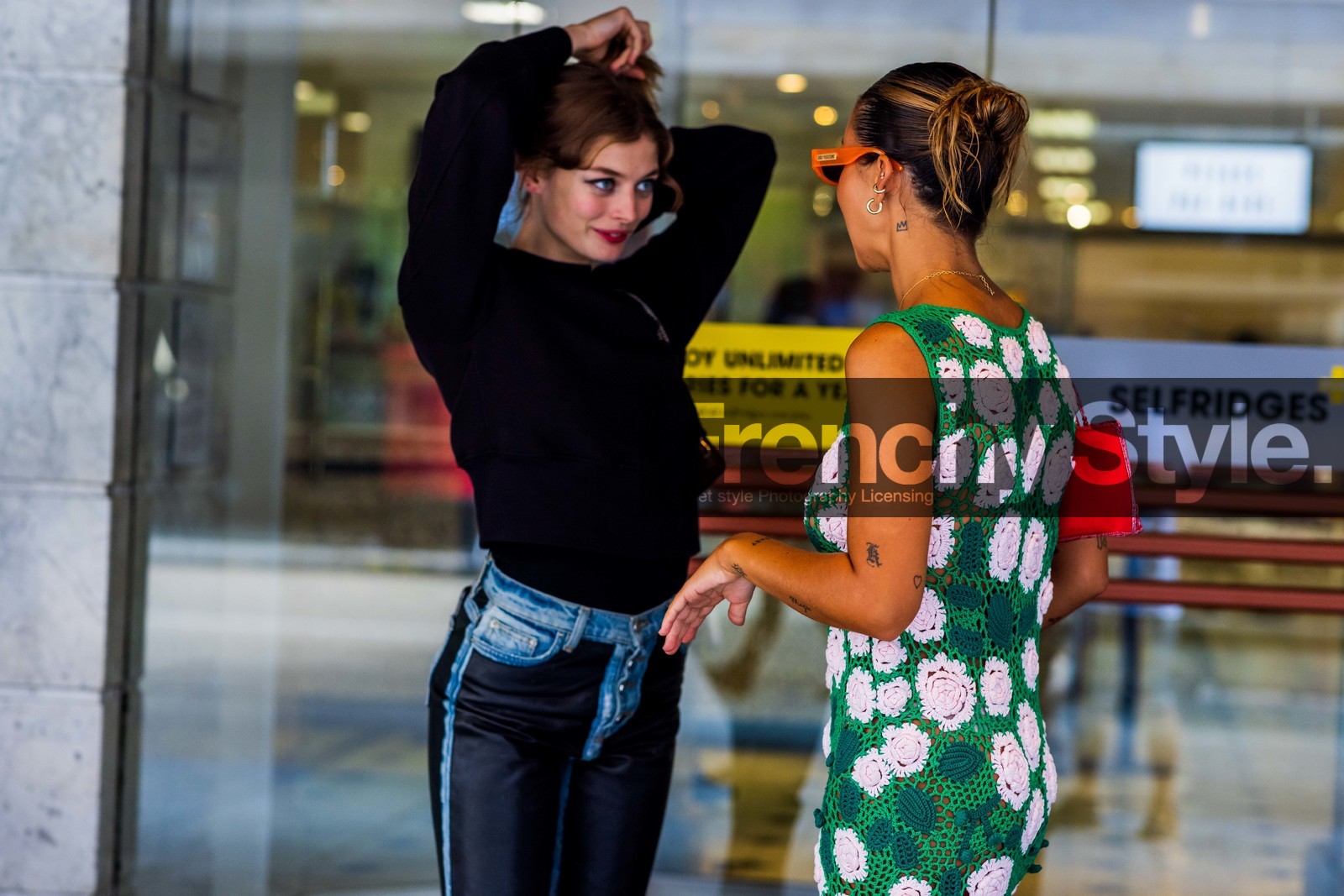 denim, jeans, black, flowered dress, midi dress, dress, green, jumper, fashion week, frenchystyle, FW, jonathan paciullo, street style, SPRING SUMMER 2022, SS 22, LFW, LONDON, horizontal, atmosphere details, detail