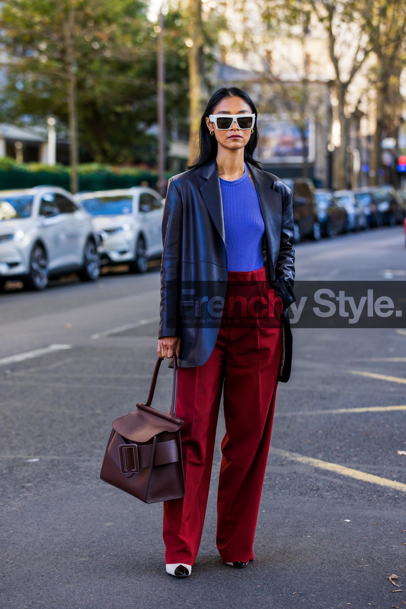 bag, bicolor shoes, black blazer, blazer, blue tank top, blue top, burgundy bag, heels, leather bag, leather blazer, pants, pleated pants, Pornwika Spiecker, red pants, ribbed top, sunglasses, tank top, white heels, white sunglasses, fashion week, frenchystyle, FW, jonathan paciullo, street style, PFW, PARIS, SPRING SUMMER 2022, SS 22, vertical, full length
