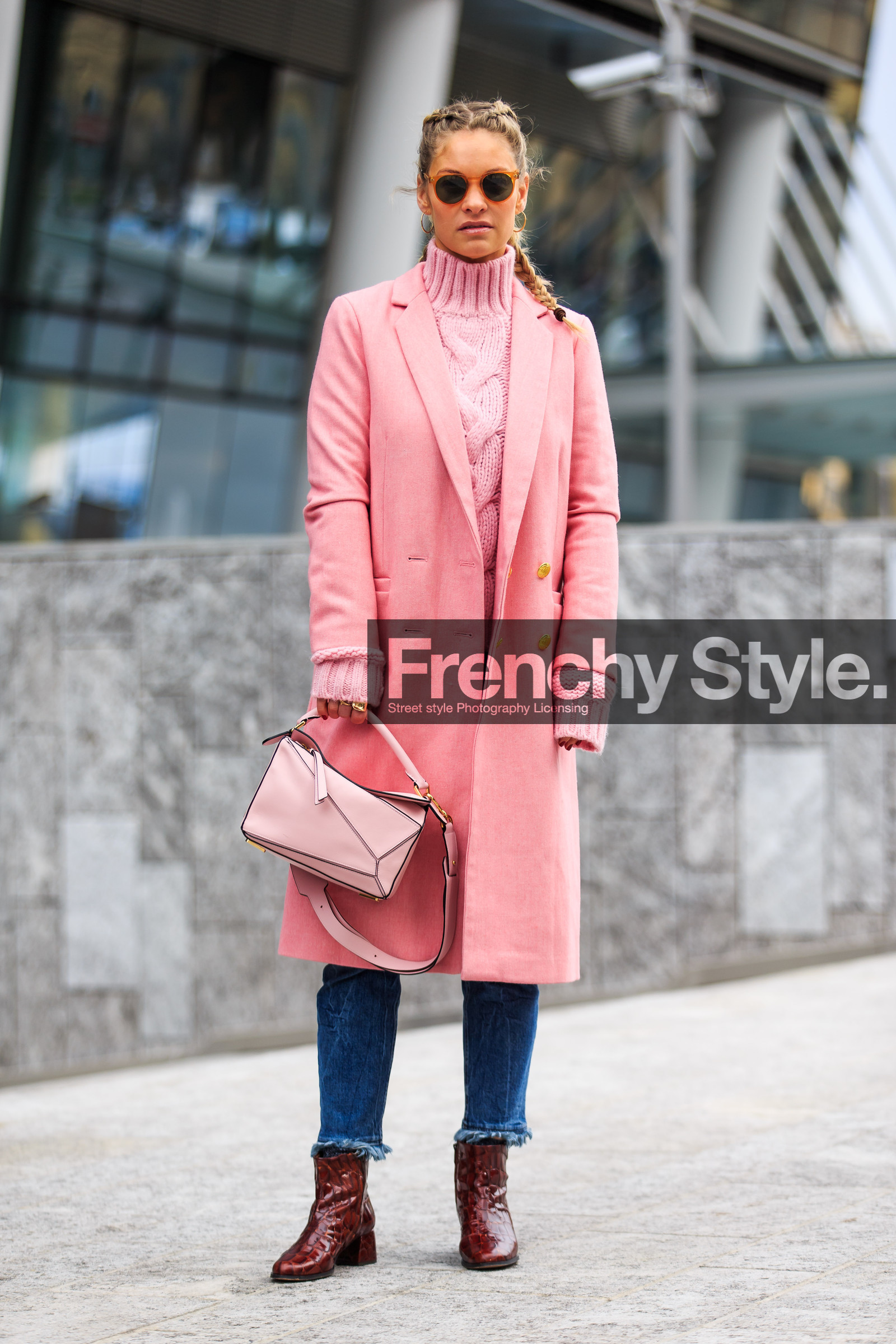 AUTUMN WINTER 2016-2017, AW 16-17, blue denim, braids, brown boots, denim pants, FALL WINTER 2016-2017, fashion week, frenchystyle, full length, FW, FW 16-17, jeans, jonathan paciullo, leather bag, leather boots, LFW, loewe, LONDON, MENSWEAR, pink bag, pink coat, pink sweater, street style, sunglasses, trousers, varnished leather shoes, vertical
