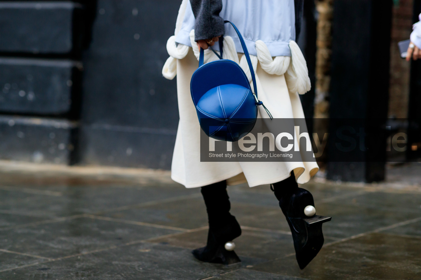 yasmin sewell, black boots, black suede boots, blue leather bag, cropped jacket, dark grey jacket, drape shirt, geometrical heel, j w anderson bag, knot details, lace shirt, light blue shirt, long shirt, mid long skirt, sheer shirt, silk skirt, white skirt, fashion week, frenchystyle, FW, jonathan paciullo, street style, atmosphere details, horizontal, detail
