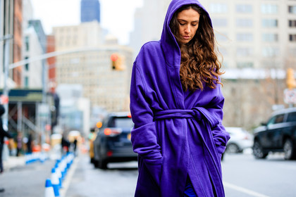 atmosphere details, AUTUMN WINTER 2017-2018, AW 17-18, detail, erika boldrin, FALL WINTER 2017-2018, fashion week, frenchystyle, FW, FW 17-18, hood, horizontal, jonathan paciullo, lacoste, NEW YORK, NYFW, purple jacket, robe, street style