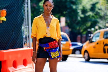 black skirt, blue bag, fanny pack, graphic bag, leather bag, leather skirt, multicolor bag, necklace, printed bag, red bag, sunglasses, yellow shirt, fashion week, frenchystyle, FW, jonathan paciullo, street style, NYFW, NEW YORK, SPRING SUMMER 2019, SS 19, atmosphere details, horizontal, detail