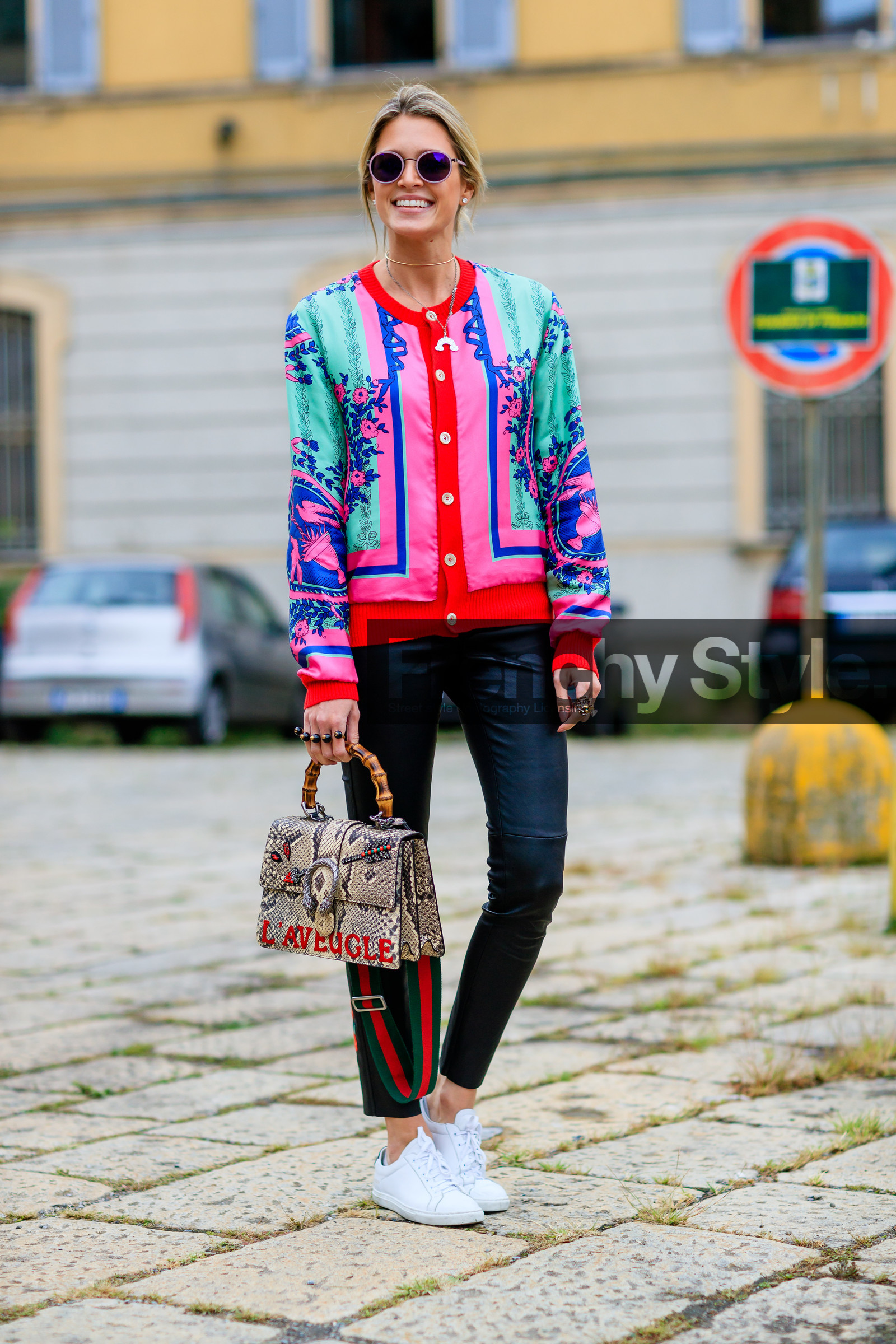 black pants, elisa nalin, embroidered bag, fashion week, frenchystyle, full length, FW, gucci, jonathan paciullo, leather bag, leather pants, leather shoes, leather sneakers, MFW, MILAN, pink cardigan, printed bag, printed jacket, red cardigan, SPRING SUMMER 2017, SS 17, street style, sunglasses, trousers, vertical, white sneakers