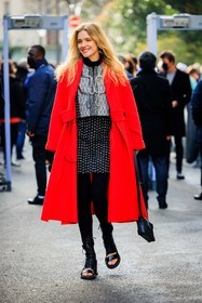 red trench, louis vuitton, silver top, embroidered top, embroidered skirt, black leggings, black sandals, black handbag, blond hair, model, fashion week, frenchystyle, FW, jonathan paciullo, street style, PFW, PARIS, menswear, FALL WINTER 2022-2023, AUTUMN WINTER 2022-2023, FW 22-23, full length, vertical