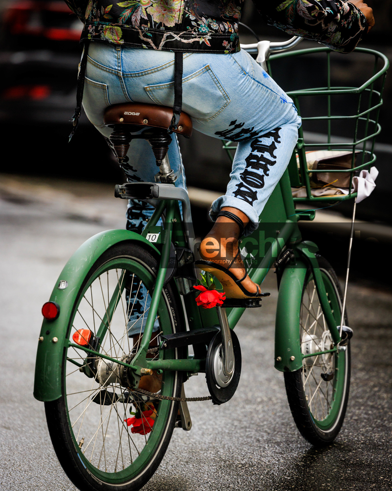 fashion week, frenchystyle, FW, jonathan paciullo, street style, COPENHAGEN, CPHFW, SPRING SUMMER 2024, SS 24, vertical, atmosphere details, detail