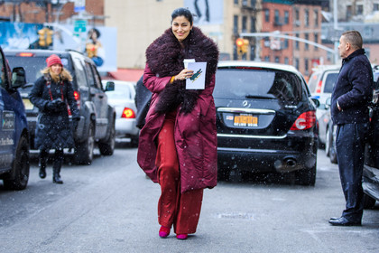 atmosphere details, AUTUMN WINTER 2016-2017, AW 16-17, caroline issa, fashion week, frenchystyle, full length, fur collar, fur collard, FW, FW 16-17, horizontal, jonathan paciullo, NEW YORK, NYFW, oversize, purple fur, red boots, red coat, red pants, sheep fur, street style, tone on tone, total look red, woman