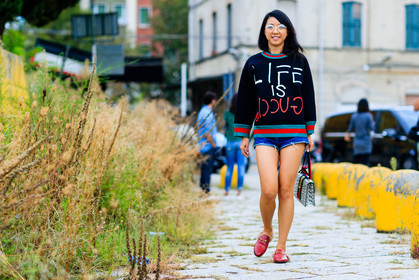 atmosphere details, black sweater, blue denim, denim shorts, fashion week, frenchystyle, full length, FW, horizontal, jonathan paciullo, leather bag, leather shoes, MFW, MILAN, mules, printed bag, printed sweater, red shoes, SPRING SUMMER 2017, SS 17, street style, yuyu zhangzou