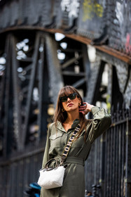 bag, black sunglasses, crossbody bag, dress, earrings, fluffly bag, gold bracelet, gold earrings, Julie Sergent Ferreri, khaki dress, longchamp bag, ring, strap, sunglasses, watch, fashion week, frenchystyle, FW, jonathan paciullo, street style, PFW, PARIS, SPRING SUMMER 2022, SS 22, vertical, atmosphere details