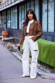 belt, brown jacket, camel belt, crop jacket, denim, destoyed denim, jacket, jean, Nausheen Shah, white denim, white heels, white jean, white t-shirt, fashion week, frenchystyle, FW, jonathan paciullo, street style, PFW, PARIS, SPRING SUMMER 2022, SS 22, vertical, full length