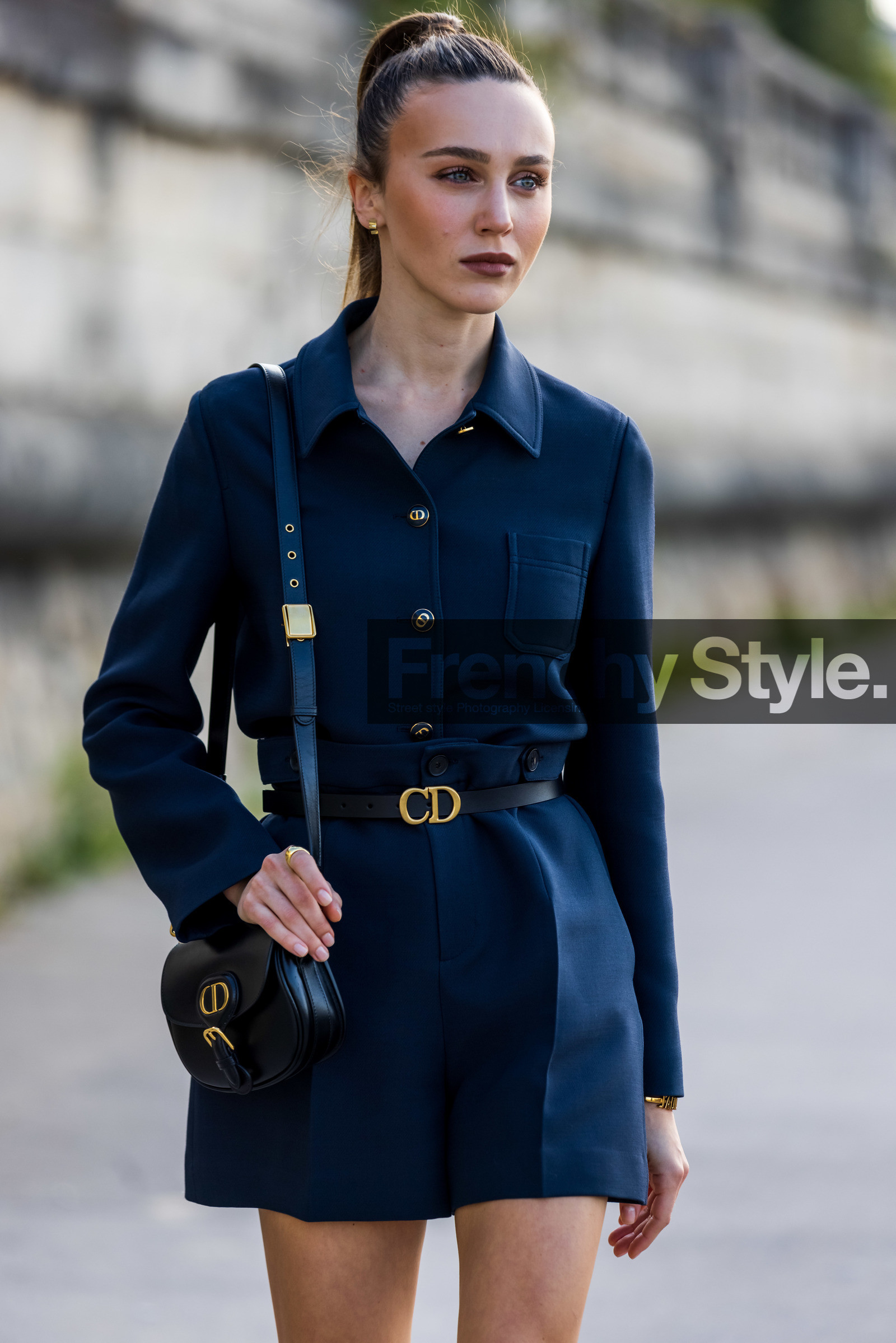 animal print, bag, beige jumpsuit, black bag, black boots, boots, curly hair, dior bag, dior look, jumpsuit, leather bag, leopard jumpsuit, leopard print, oversize sunglasses, patent boots, patent plateform, plateform boots, quilted bag, Sira Pevida, sunglasses, zipped jumpsuit, street style, jonathan paciullo, FW, frenchystyle, fashion week, PFW, PARIS, SPRING SUMMER 2022, SS 22, vertical, atmosphere details