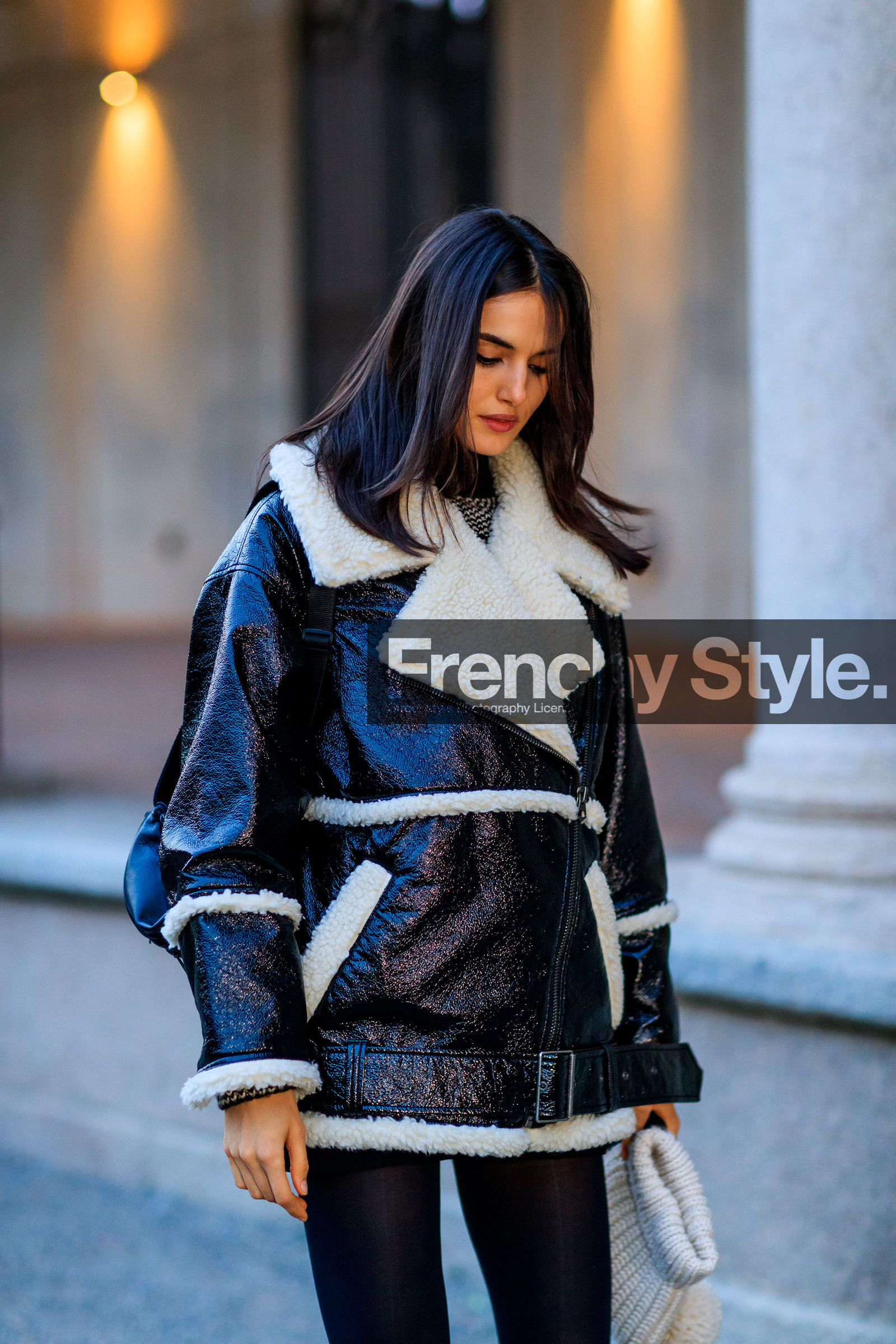 black jacket, blue denim, denim pants, jeans, leather jacket, shearling, trousers, fashion week, frenchystyle, FW, jonathan paciullo, street style, MFW, MILAN, AUTUMN WINTER 2018-2019, FALL WINTER 2018-2019, FW 18-19, vertical, detail, atmosphere details, model, blanca padilla