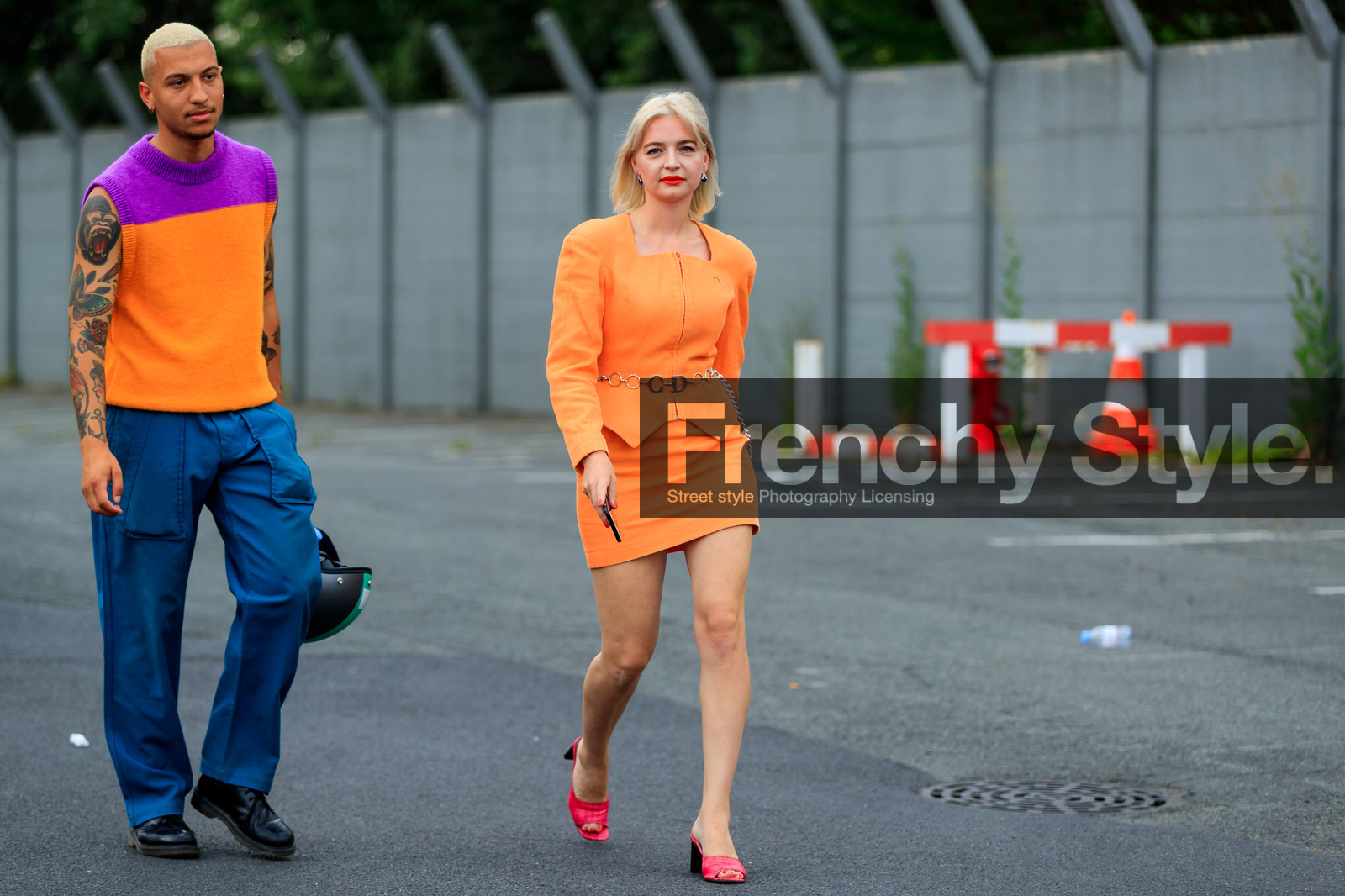 black shoes, blue pants, christian dior, graphic sweater, high heels, leather shoes, metallic belt, orange, orange jacket, orange skirt, orange sweater, pink shoes, purple, red lips, tattoos, trousers, fashion week, frenchystyle, FW, jonathan paciullo, street style, PFW, PARIS, atmosphere details, horizontal, full length, AUTUMN WINTER 2018-2019, FALL WINTER 2018-2019, FW 18-19