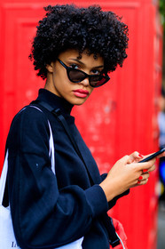 black jacket, iphone, model, short hair, sunglasses, fashion week, frenchystyle, FW, jonathan paciullo, street style, LFW, LONDON, SPRING SUMMER 2019, SS 19, vertical, detail, atmosphere details